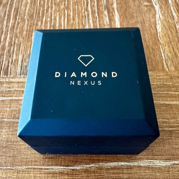 Solid 14k white gold DN 3-row round cut lab created diamond half eternity band - Picture 12 of 14